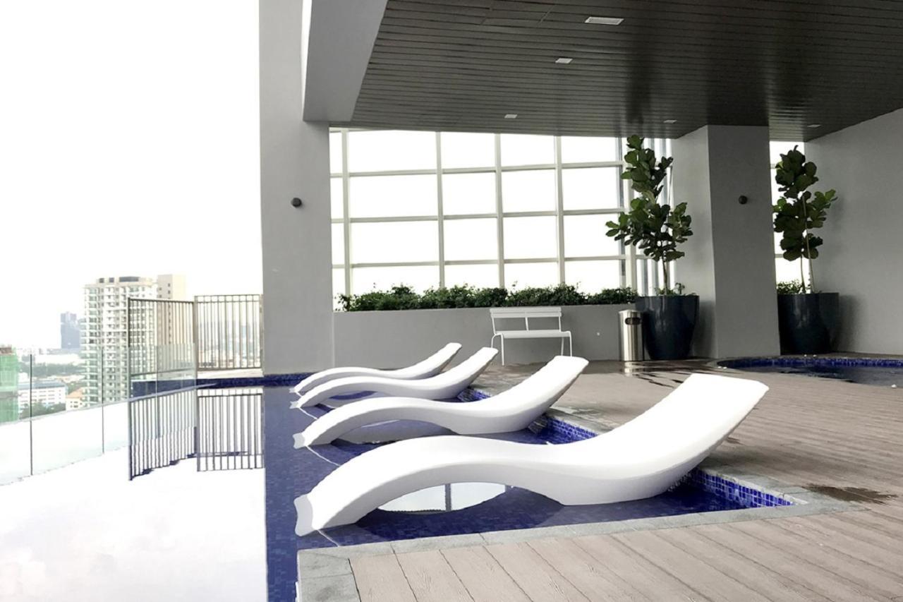 The Azure Residences 3A Paradigm Mall Pj 83A By Warm Home Petaling Jaya Exteriör bild