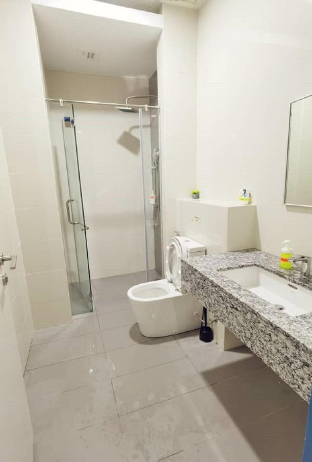 The Azure Residences 3A Paradigm Mall Pj 83A By Warm Home Petaling Jaya Exteriör bild