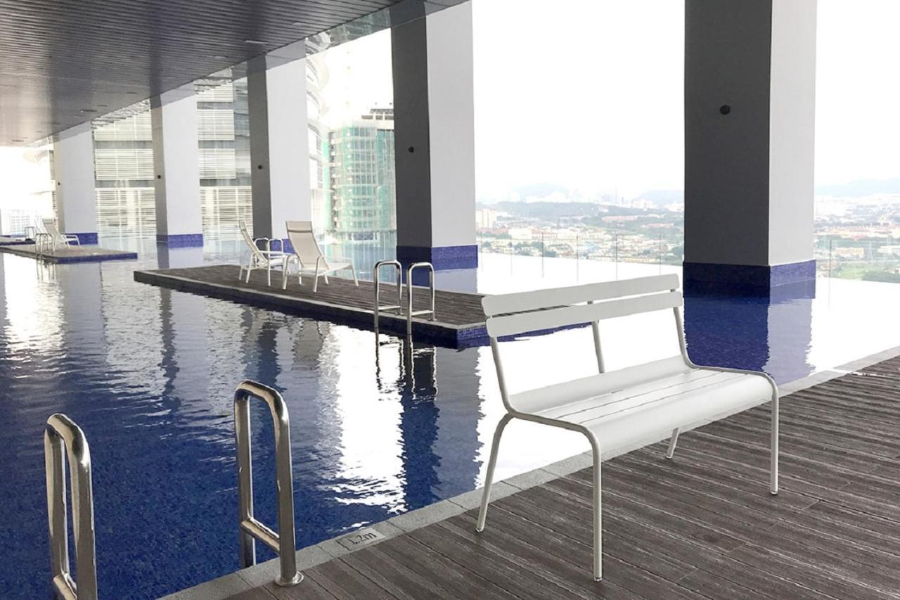 The Azure Residences 3A Paradigm Mall Pj 83A By Warm Home Petaling Jaya Exteriör bild